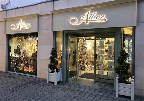 allure shopping.